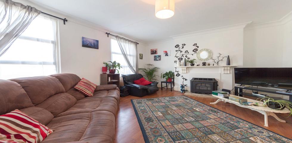 			2 Bedroom, 1 bath, 1 reception Flat			 Iverson Road, WEST HAMPSTEAD